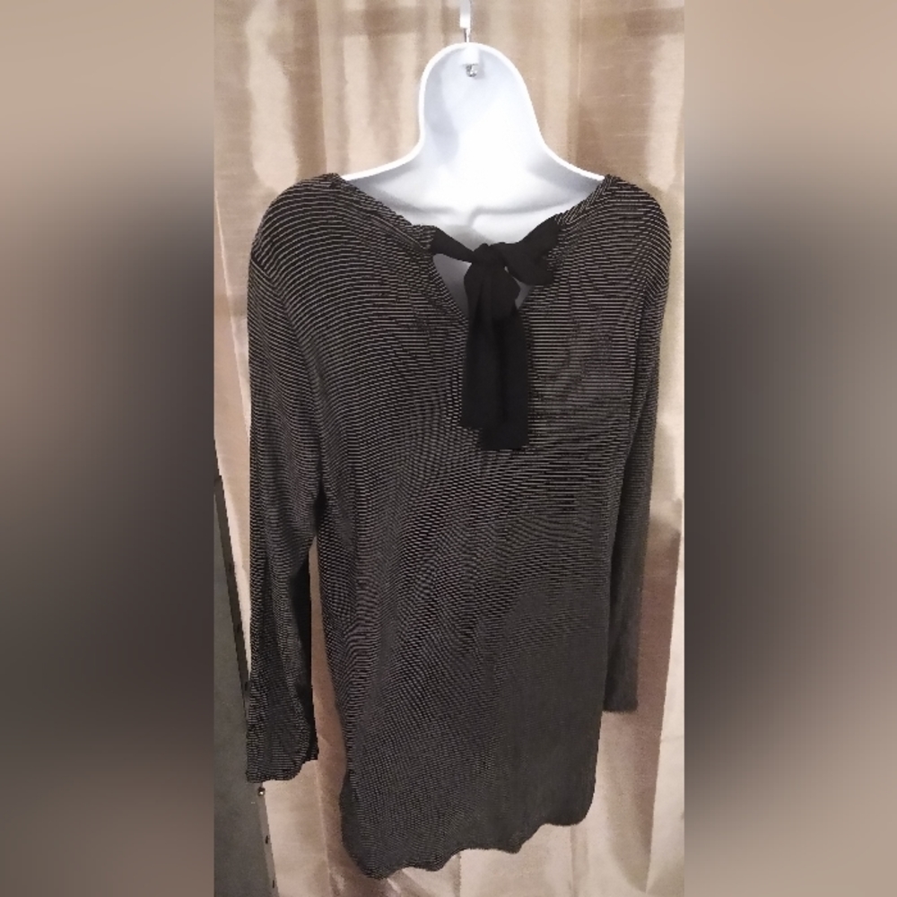 Lauren Conrad Top